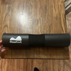 Reehut Black Foam Barbell Pad